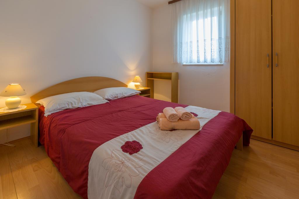 Apartments Marica Novi Vinodolski Eksteriør billede