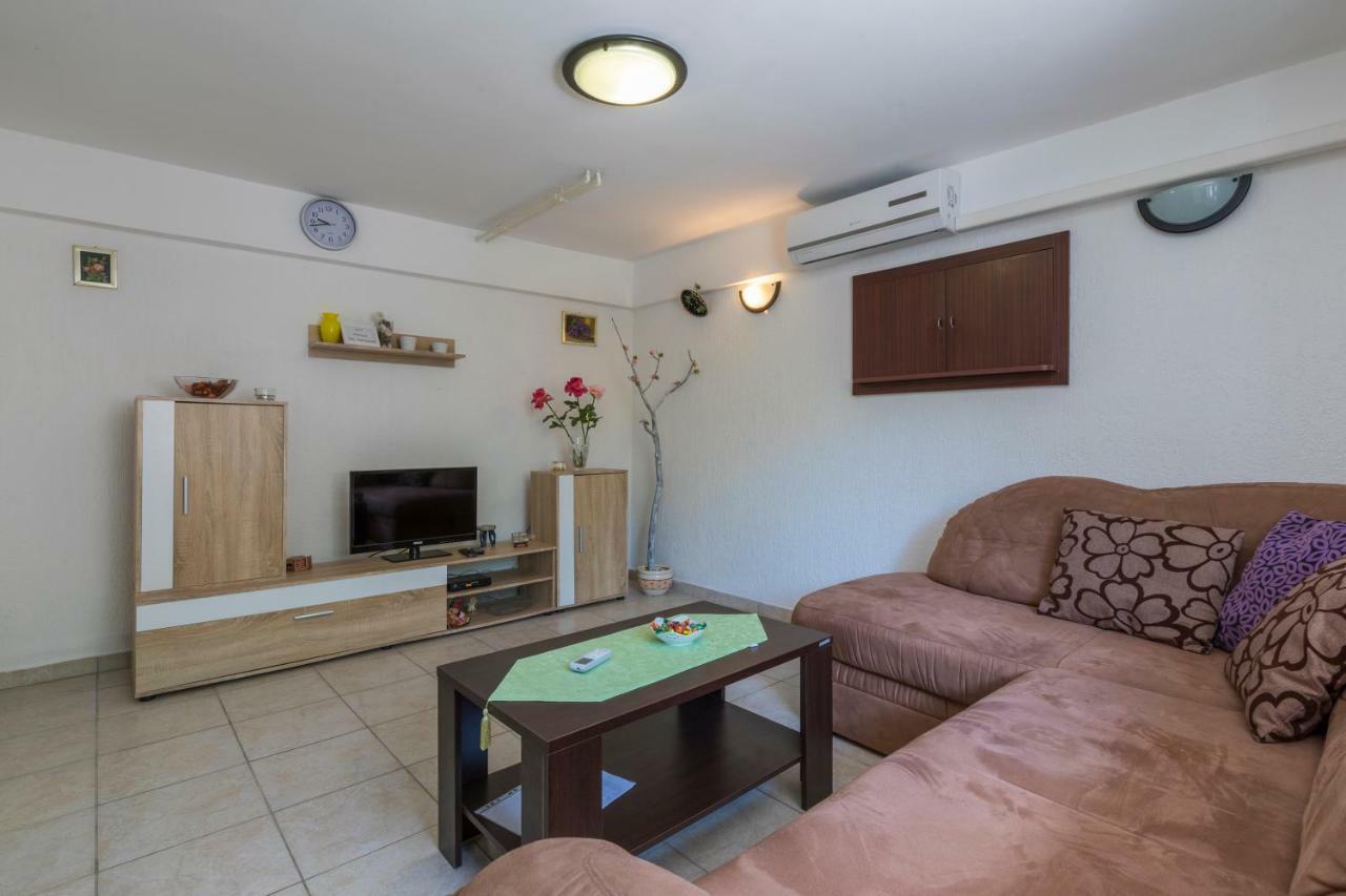 Apartments Marica Novi Vinodolski Eksteriør billede